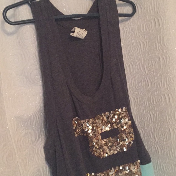 Pink brand tank top - Picture 4 of 4